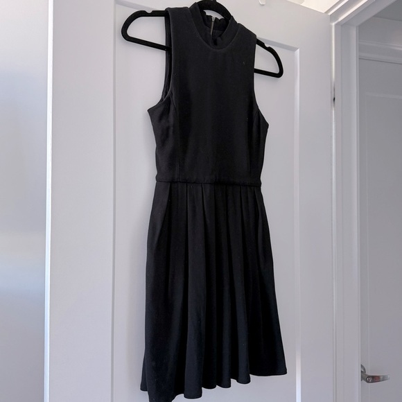 Aritzia Talula classic black knit pleated midi dress - size 2 (XS) - Picture 2 of 5